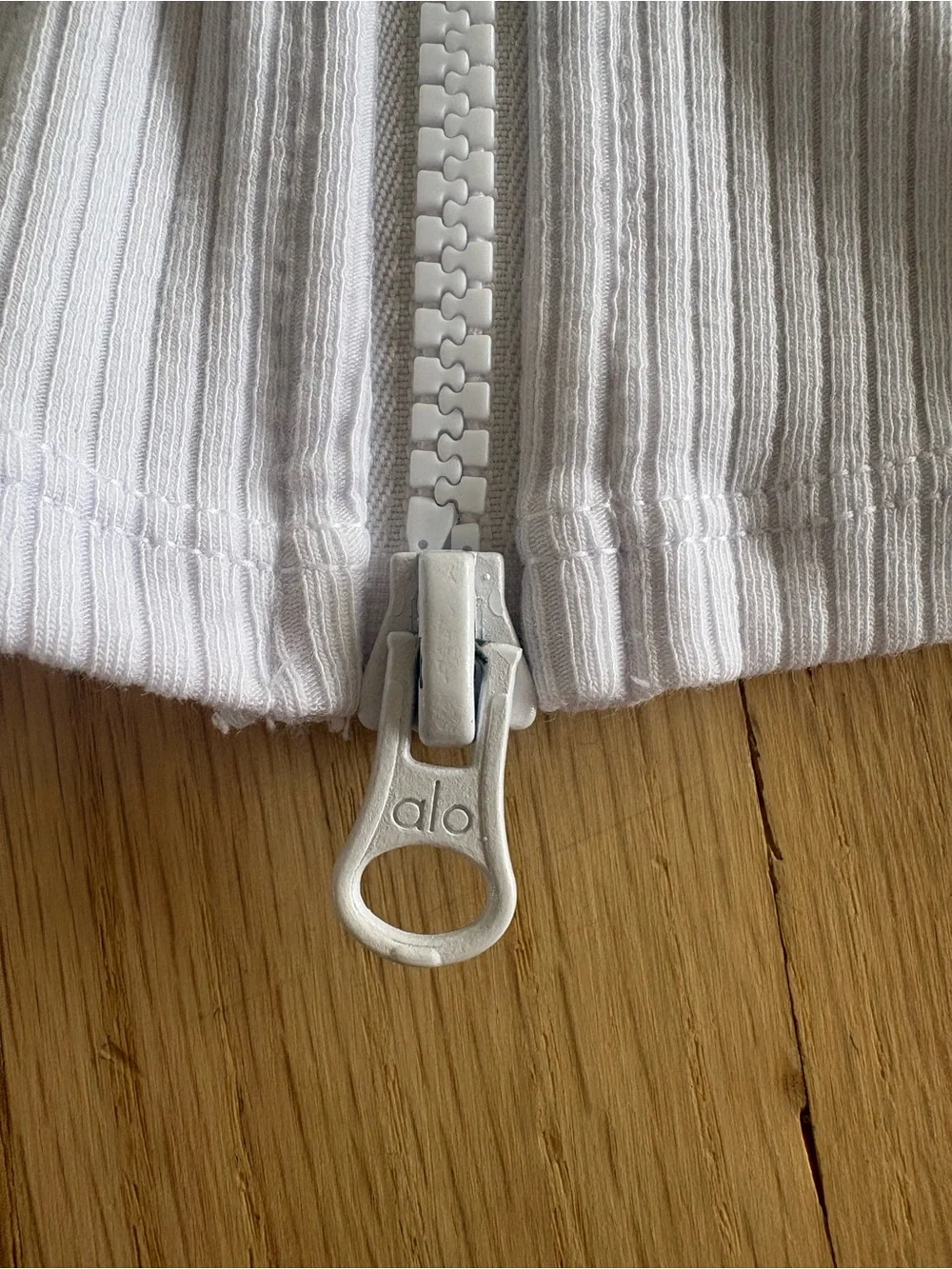 Alo Yoga White Ribbed Stardust Long Sleeve